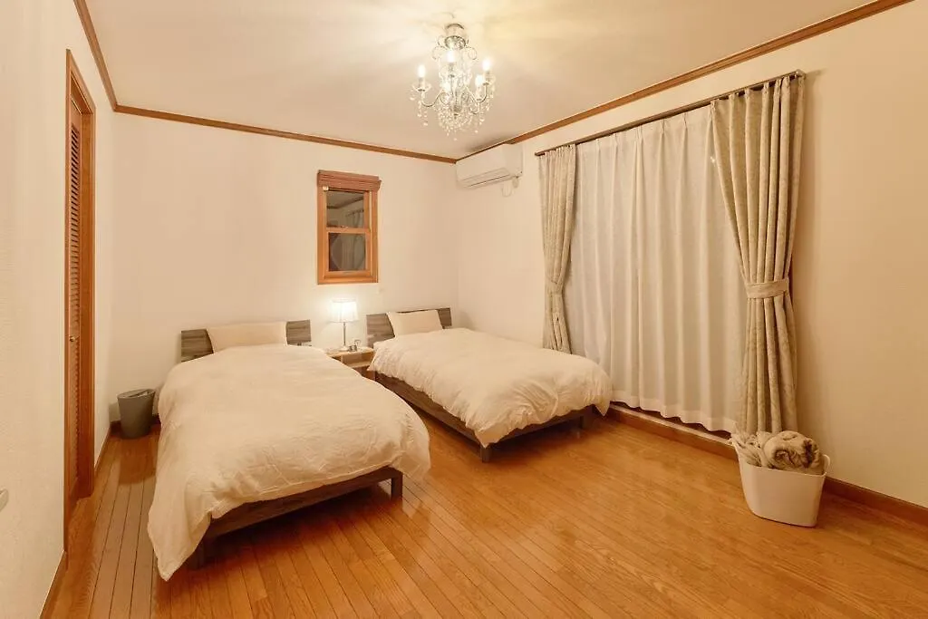 1棟貸切bbq可能 Villa上条 春日井駅徒歩10分の宿 Holiday home